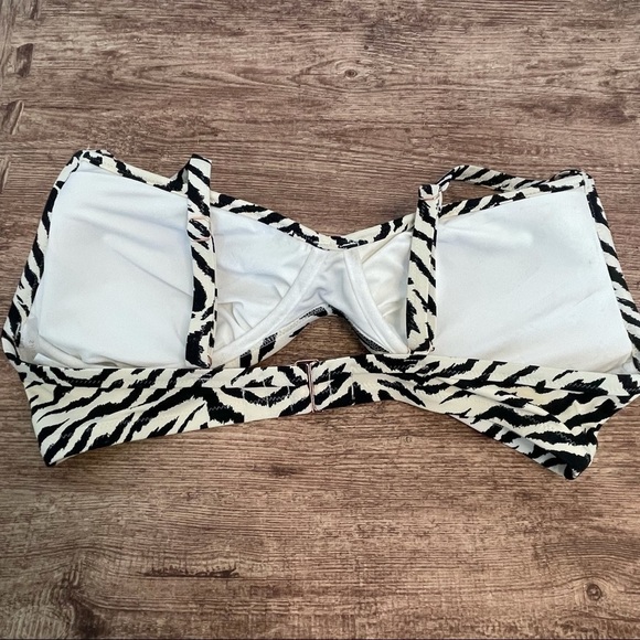 Shade & Shore Zebra Print Bralette Bikini Top - Picture 3 of 7